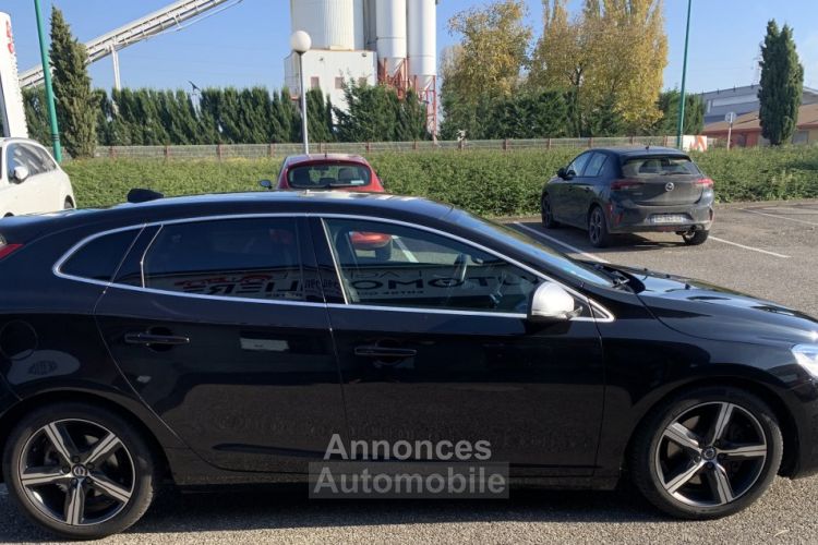 Volvo V40 2.0-D4 190 R-DESIGN Garantie OR - <small></small> 17.990 € <small>TTC</small> - #6