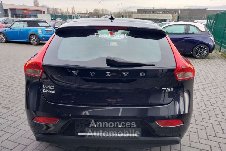 Volvo V40 2.0 T2 Eco Kinetic-TOIT.PANO-CUIR-GPS-BLUETOOTH- - <small></small> 14.990 € <small>TTC</small> - #6