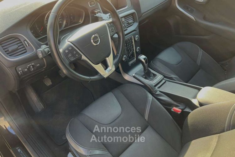 Volvo V40 2.0 T2 Momentum 16-NAVI-CRUISE-LED-PDC.. - <small></small> 15.990 € <small>TTC</small> - #11