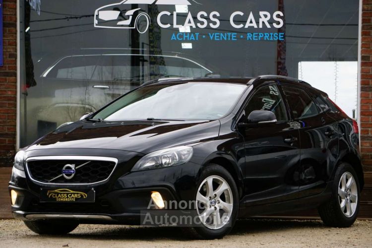 Volvo V40 Cross Country 1.6 D2 Momentum NAVI-RADAR-CRUISE V-MULTI GARANTIE - <small></small> 8.990 € <small>TTC</small> - #1