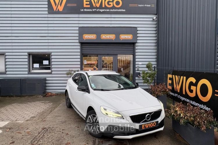 Volvo V40 CROSS-COUNTRY 2.0 D2 120ch 2ème main 4 pneus hiver en plus - <small></small> 10.790 € <small>TTC</small> - #3