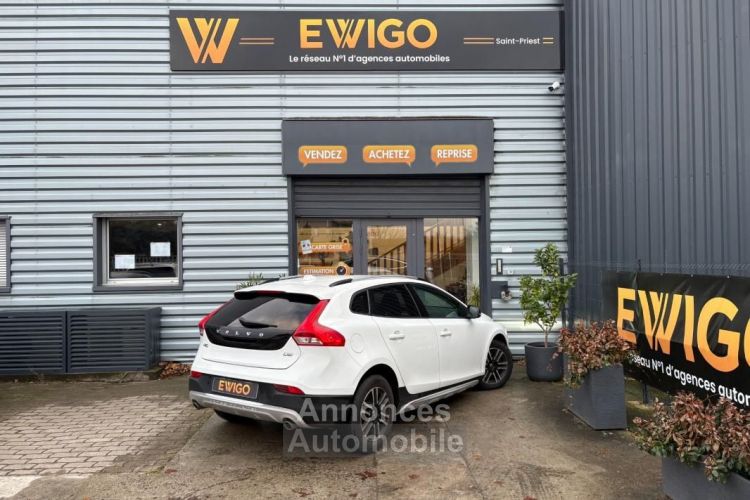 Volvo V40 CROSS-COUNTRY 2.0 D2 120ch 2ème main 4 pneus hiver en plus - <small></small> 10.790 € <small>TTC</small> - #4