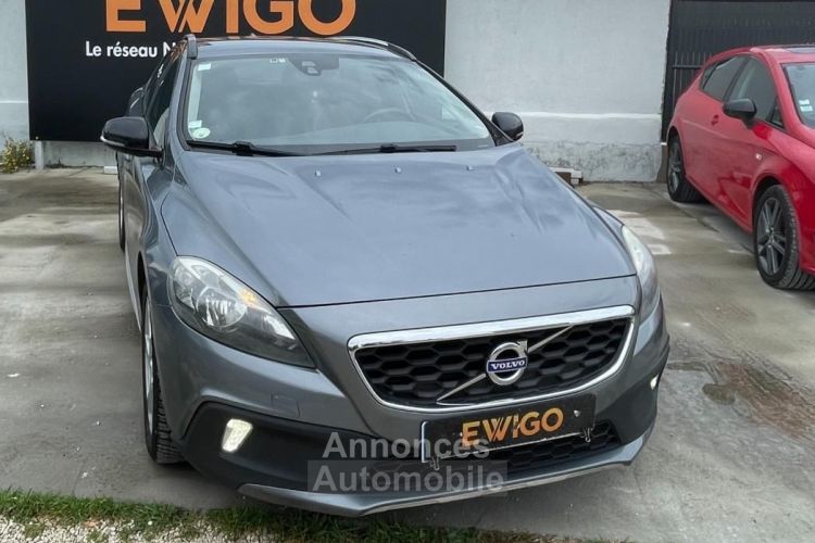 Volvo V40 CROSS-COUNTRY 2.0 D3 150 ch SUMMUM GEARTRONIC BVA DISTRI NEUVE - <small></small> 7.489 € <small>TTC</small> - #1