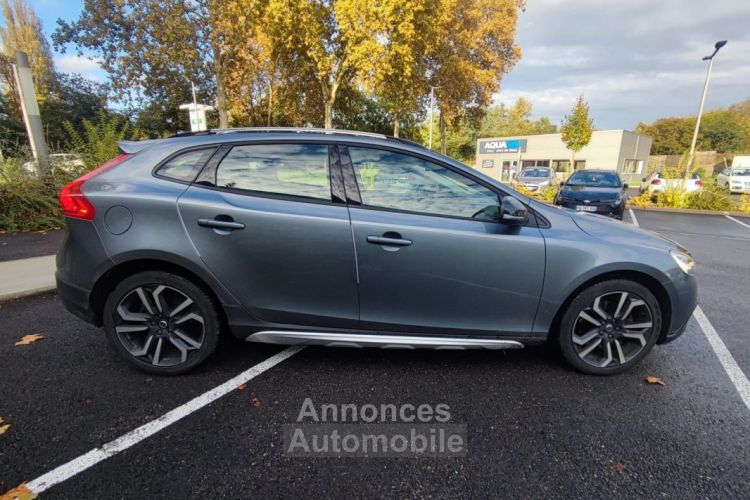 Volvo V40 Cross Country 2.0D D3 16v Turbo 150cv (Régulateur, Toit Pano, Caméra) - <small></small> 17.490 € <small>TTC</small> - #5