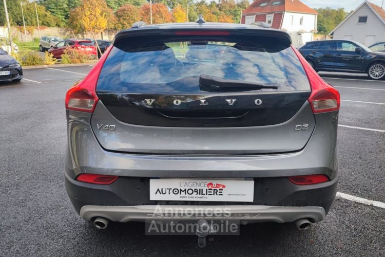 Volvo V40 Cross Country 2.0D D3 16v Turbo 150cv (Régulateur, Toit Pano, Caméra) - <small></small> 17.490 € <small>TTC</small> - #7