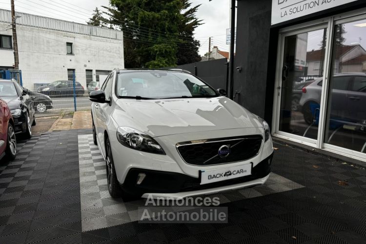 Volvo V40 CROSS COUNTRY CROSS COUNTRY T3 152 MOMENTUM - <small></small> 11.990 € <small>TTC</small> - #1