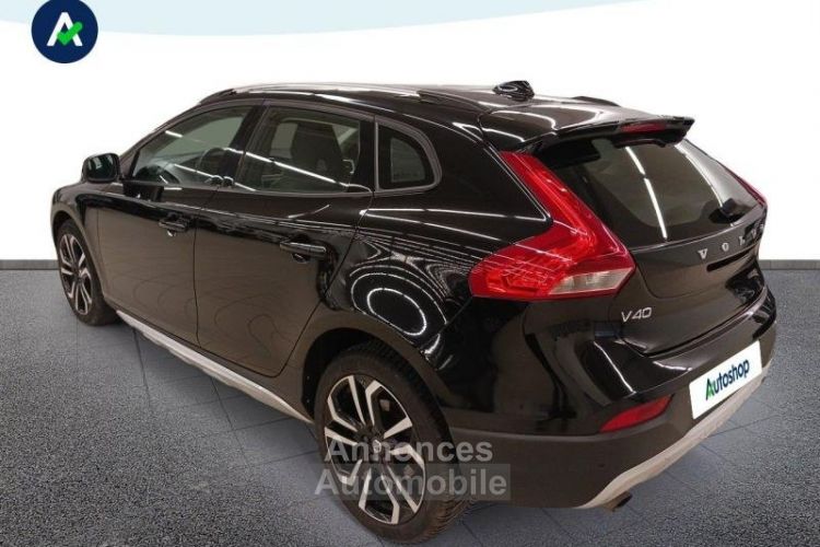 Volvo V40 Cross Country T3 152ch Översta Edition Geartronic - <small></small> 15.290 € <small>TTC</small> - #3