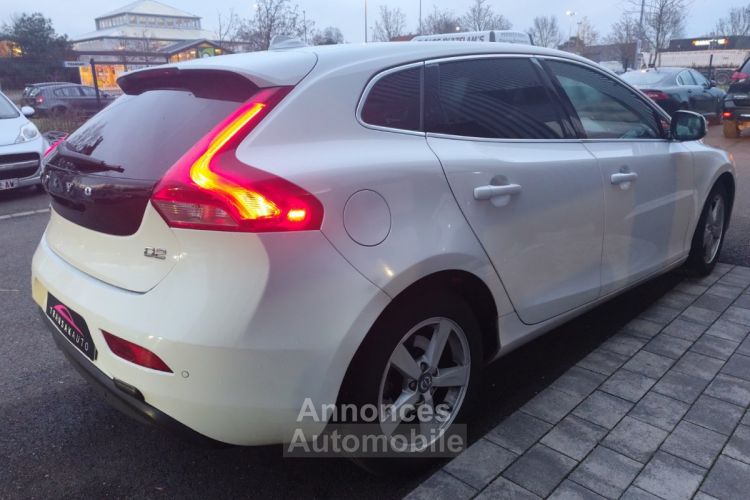 Volvo V40 d2 115 momentum camera de recul regulateur vitesse clim auto - <small></small> 8.990 € <small>TTC</small> - #8