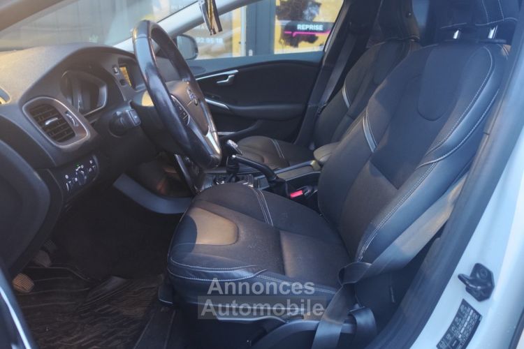 Volvo V40 d2 115 momentum camera de recul regulateur vitesse clim auto - <small></small> 8.990 € <small>TTC</small> - #11