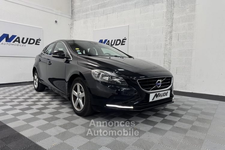 Volvo V40 D2 120 CH MOMENTUM - GARANTIE 6 MOIS - <small></small> 8.990 € <small>TTC</small> - #1