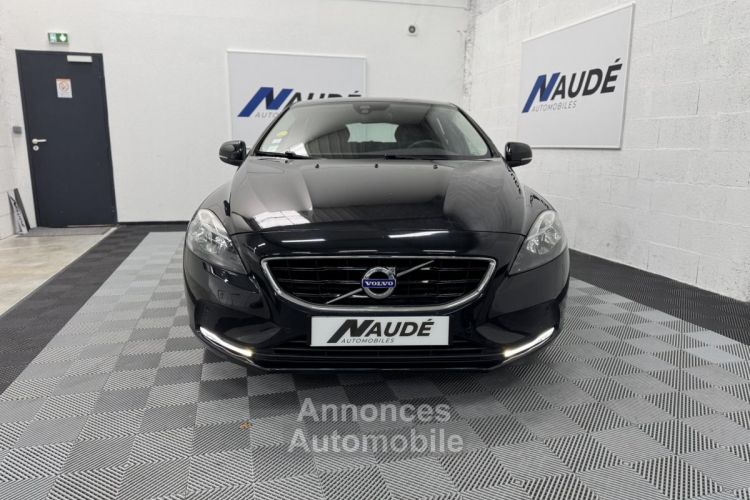 Volvo V40 D2 120 CH MOMENTUM - GARANTIE 6 MOIS - <small></small> 8.990 € <small>TTC</small> - #2