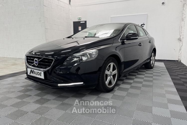 Volvo V40 D2 120 CH MOMENTUM - GARANTIE 6 MOIS - <small></small> 8.990 € <small>TTC</small> - #3