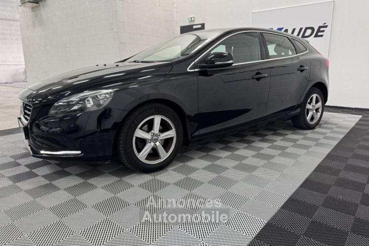 Volvo V40 D2 120 CH MOMENTUM - GARANTIE 6 MOIS - <small></small> 8.990 € <small>TTC</small> - #4