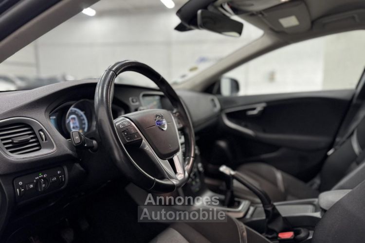 Volvo V40 D2 120 CH MOMENTUM - GARANTIE 6 MOIS - <small></small> 8.990 € <small>TTC</small> - #9