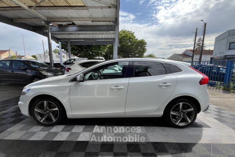 Volvo V40 D2 120 Inscription - <small></small> 9.990 € <small>TTC</small> - #4