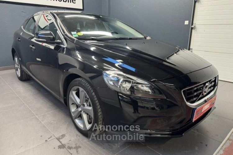 Volvo V40 D2 120 Summum Geartronic A - <small></small> 12.900 € <small>TTC</small> - #4