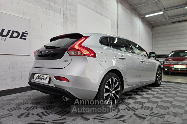 Volvo V40 D2 - 2.0 120 CH Momentum - <small></small> 15.490 € <small>TTC</small> - #7