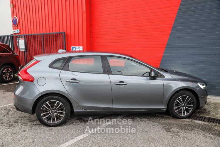 Volvo V40 D2 AdBlue 120 CV BVA - <small></small> 16.970 € <small></small> - #19