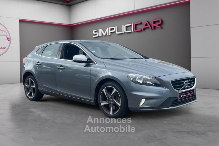 Volvo V40 D3 150 ch R-Design Geartronic A 6 rapports Garantie 1 AN - <small></small> 14.990 € <small>TTC</small> - #1