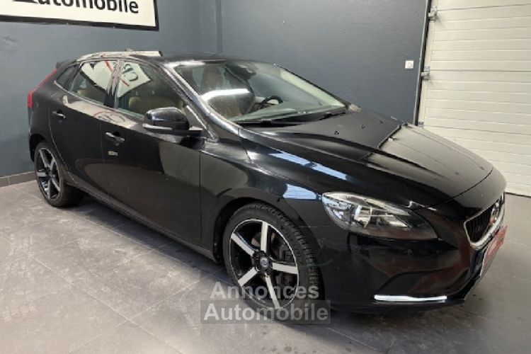 Volvo V40 D3 150 CV Momentum - <small></small> 11.900 € <small>TTC</small> - #3