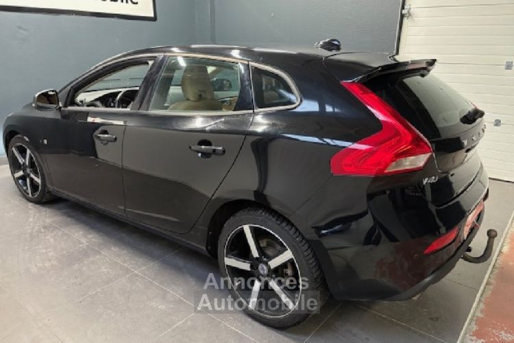 Volvo V40 D3 150 CV Momentum - <small></small> 11.900 € <small>TTC</small> - #6