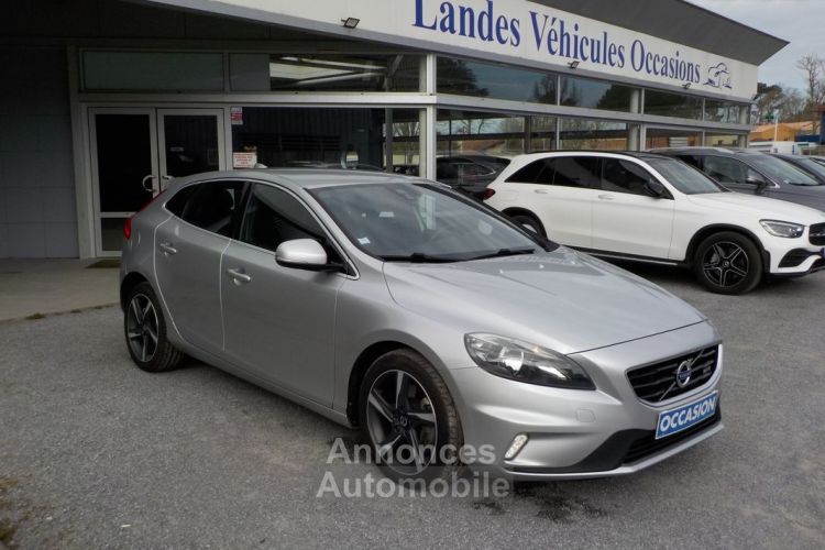 Volvo V40 d3 150 r-design - <small></small> 11.490 € <small>TTC</small> - #1