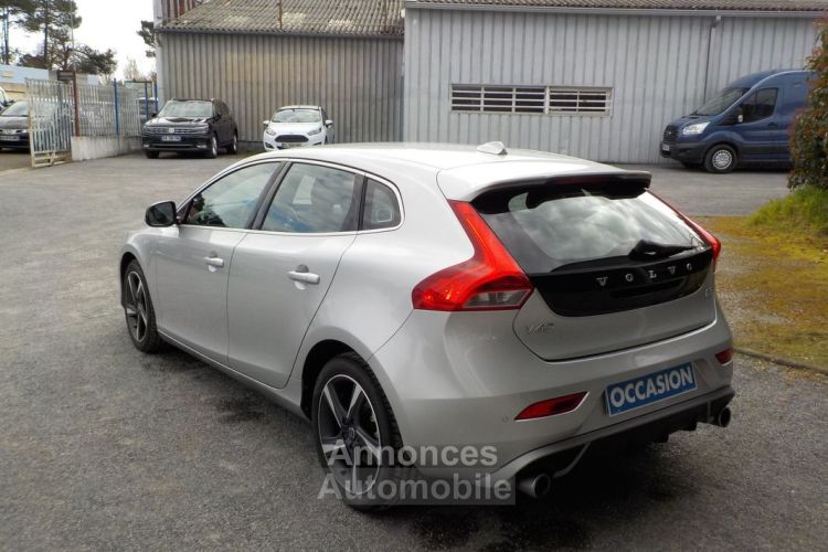 Volvo V40 d3 150 r-design - <small></small> 11.490 € <small>TTC</small> - #4