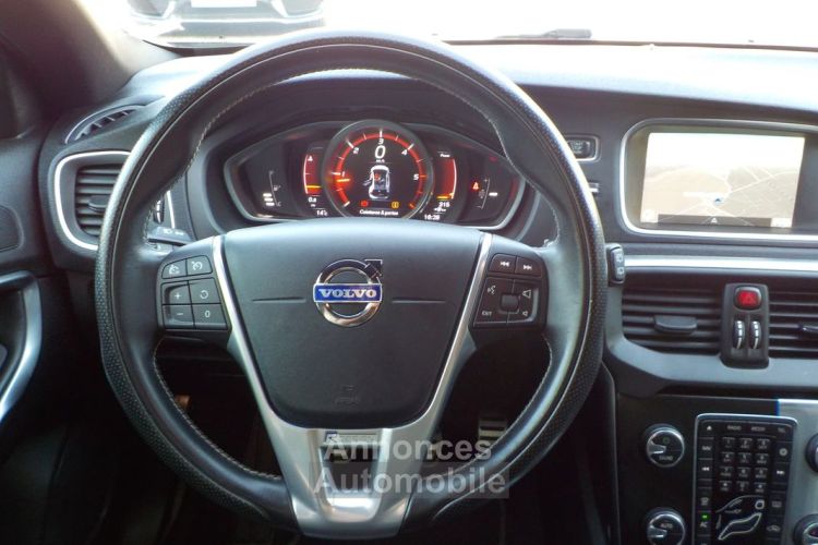 Volvo V40 d3 150 r-design - <small></small> 11.490 € <small>TTC</small> - #9