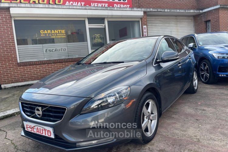 Volvo V40 d3 2.0d 150cv momentum - <small></small> 6.990 € <small>TTC</small> - #1