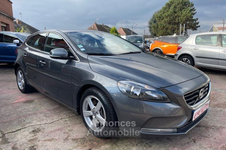 Volvo V40 d3 2.0d 150cv momentum - <small></small> 6.990 € <small>TTC</small> - #5