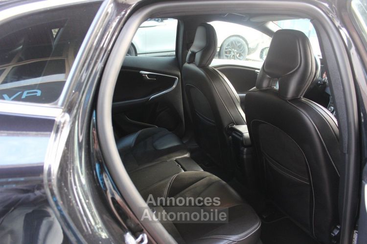 Volvo V40 II D3 150 R-DESIGN GEARTRONIC 6 - <small></small> 14.990 € <small>TTC</small> - #7