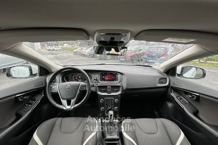 Volvo V40 II T2 122ch Edition Geartronic - <small></small> 18.990 € <small>TTC</small> - #17