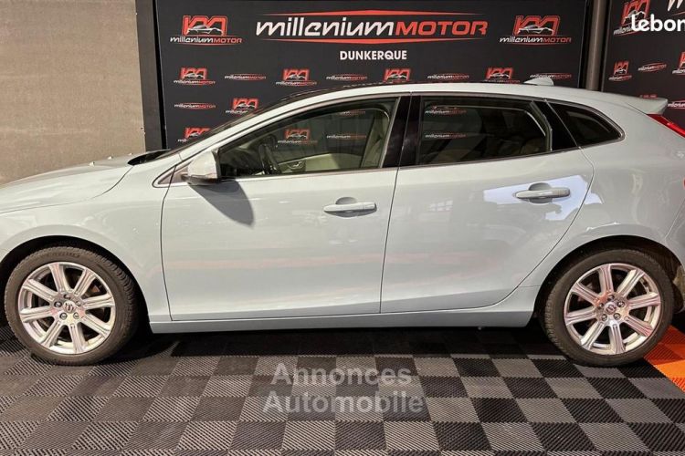 Volvo V40 inscription luxe 2.0 ti 152 cv garantie 6 mois - <small></small> 15.490 € <small>TTC</small> - #2