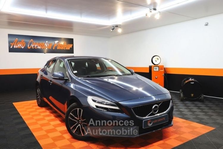 Volvo V40 T2 122CH BUSINESS 7CV - <small></small> 16.990 € <small>TTC</small> - #1