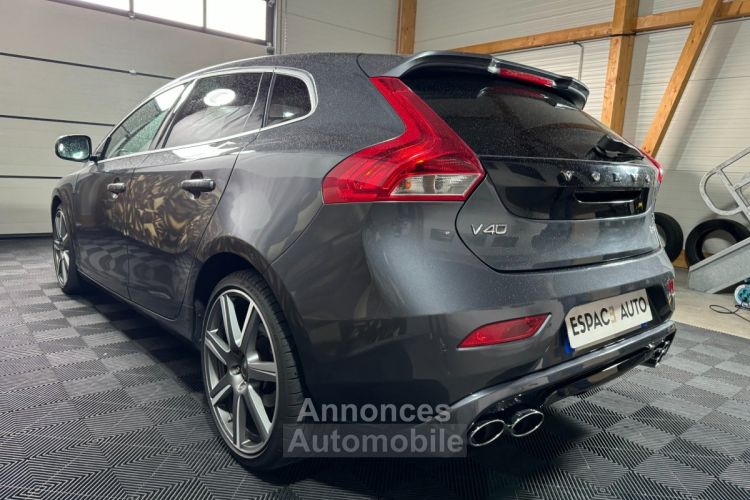 Volvo V40 T5 2.5 R-DESIGN 320 HEICO GEARTRONIC A - <small></small> 22.990 € <small>TTC</small> - #3