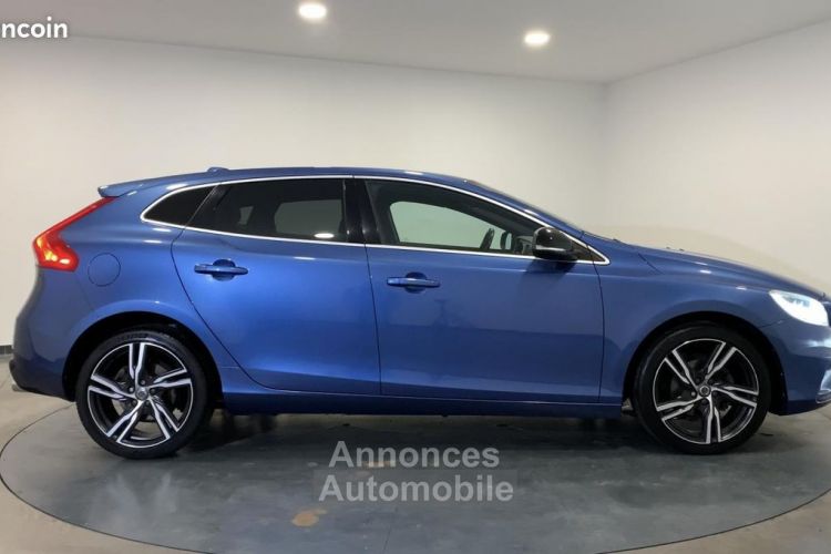 Volvo V40 V 40 D2 R-DESIGN - <small></small> 12.990 € <small>TTC</small> - #4