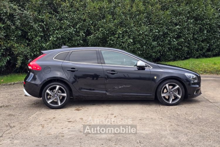 Volvo V40 Volvo V40 D3 150 R-DESIGN GEARTRONIC 6 – Régulateur De Vitesse – Bluetooth – Clim Auto. – Révision Faite – Garantie 12 Mois - <small></small> 10.490 € <small>TTC</small> - #6