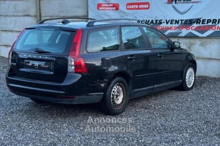 Volvo V50 110 CH DIESEL - <small></small> 3.990 € <small>TTC</small> - #4