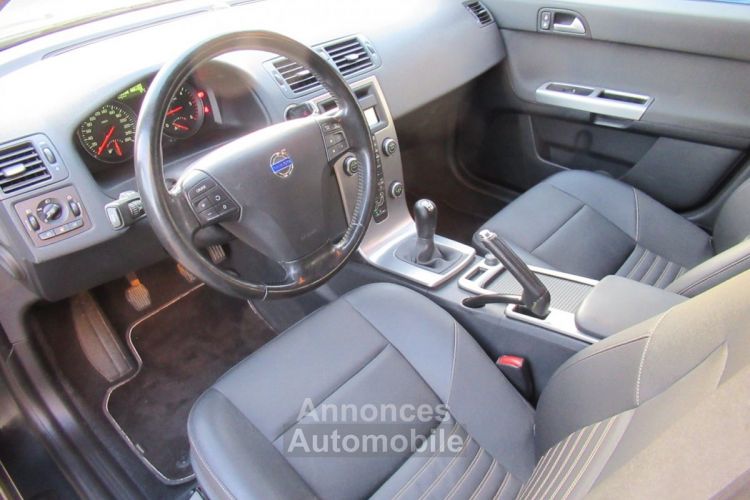 Volvo V50 1.6 D 110CH FEELING - <small></small> 5.990 € <small>TTC</small> - #2