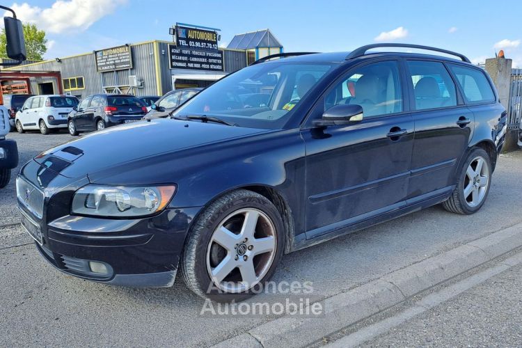 Volvo V50 2.0 D 136 cv - <small></small> 2.990 € <small>TTC</small> - #1