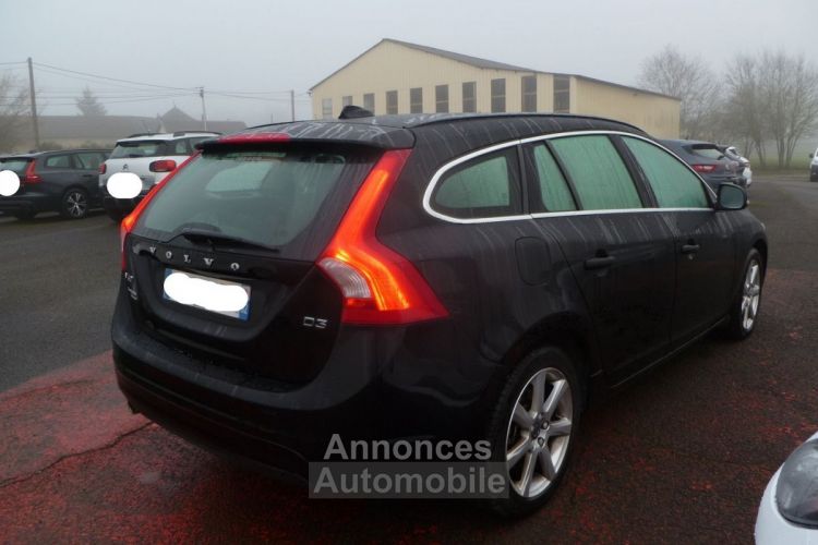 Volvo V60 2.0  D3 150CH BUSINESS GEARTRONIC 6 BOITE AUTO - <small></small> 18.950 € <small>TTC</small> - #3