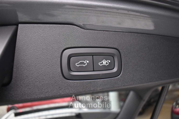 Volvo V60 2.0 B4 Inscription Pano Harman Kardon HUD ACC Crystal 360° - <small></small> 31.900 € <small>TTC</small> - #25