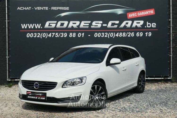 Volvo V60 2.0 D2 Dynamic Edition 1 ER PROP.-CUIR-GPS-G.1AN - <small></small> 10.990 € <small>TTC</small> - #1