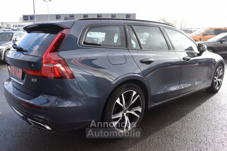 Volvo V60 B3 163CH R-DESIGN DCT 7 - <small></small> 32.890 € <small>TTC</small> - #2