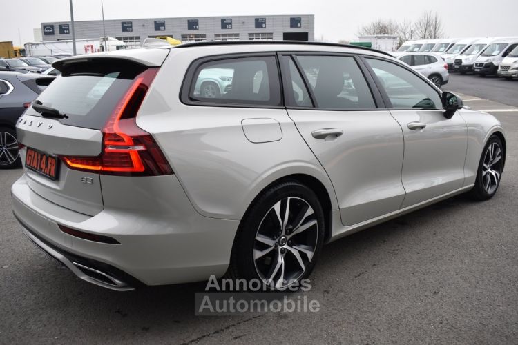 Volvo V60 B3 163CH R-DESIGN DCT 7 - <small></small> 33.490 € <small>TTC</small> - #2