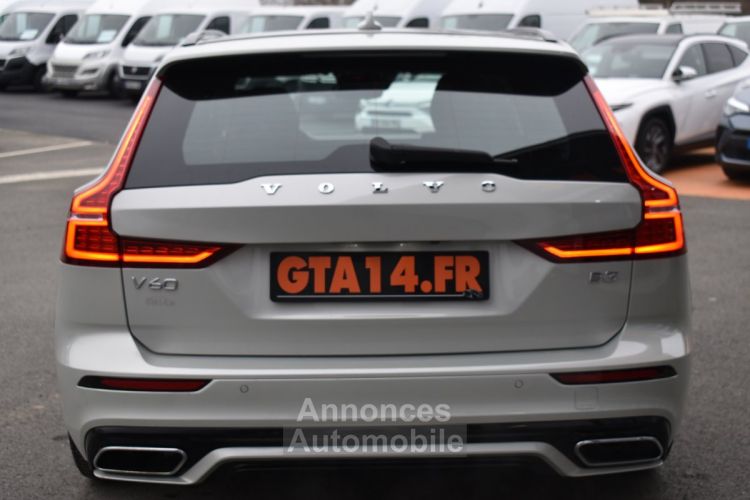 Volvo V60 B3 163CH R-DESIGN DCT 7 - <small></small> 33.490 € <small>TTC</small> - #18