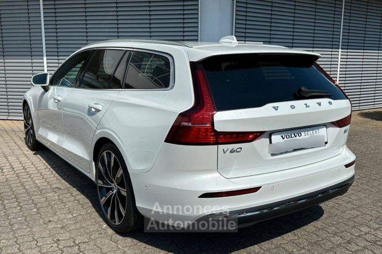 Volvo V60 B4 197ch Plus Style Dark Geartronic 8 - <small></small> 41.990 € <small>TTC</small> - #2