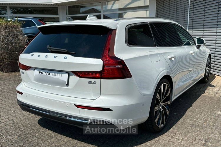 Volvo V60 B4 197ch Plus Style Dark Geartronic 8 - <small></small> 41.990 € <small>TTC</small> - #3