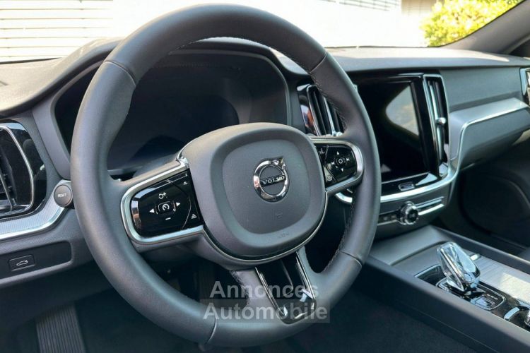 Volvo V60 B4 197ch Plus Style Dark Geartronic 8 - <small></small> 41.990 € <small>TTC</small> - #7