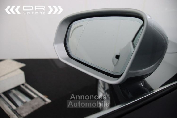 Volvo V60 B4 MOMENTUM GEARTRONIC - LEDER LED KEYLESS ENTRY MIRROR LINK - <small></small> 27.995 € <small>TTC</small> - #39